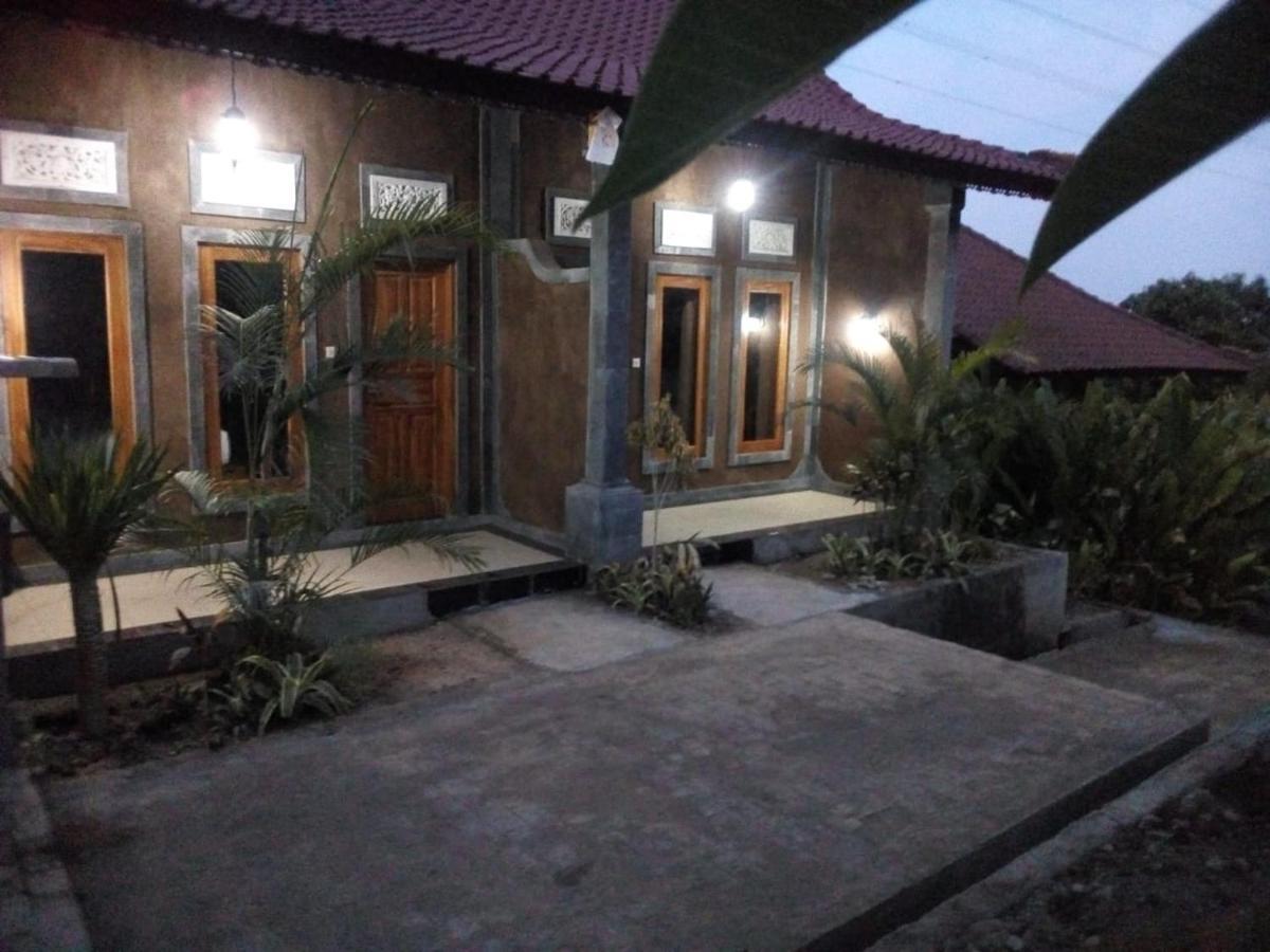 Eliska Sari Bungalows Sumberkima Пемутеран Екстер'єр фото