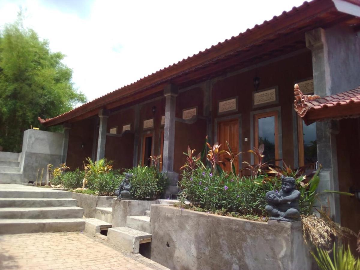 Eliska Sari Bungalows Sumberkima Пемутеран Екстер'єр фото